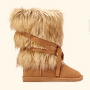 Just Fab Addison Faux Fur Fuzzie NWT